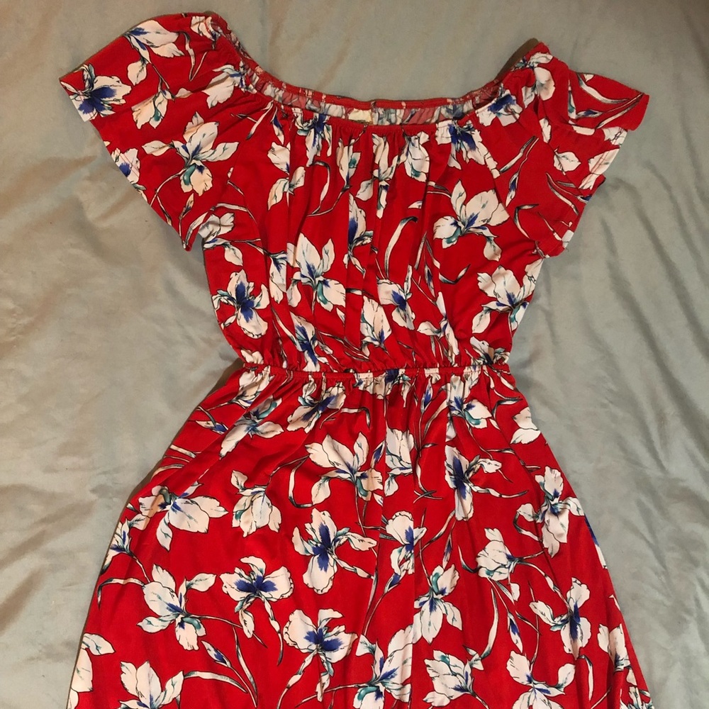Like New Red Off-Shoulder Lily Midi Dress